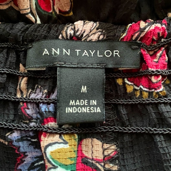 Ann Taylor Black Ruffle Long Sleeve Floral Print Blouse, M - Picture 7 of 11